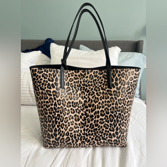 kate spade Handbags - 🐆 kate spade Mya Tote Bag + Wristlet ♠️